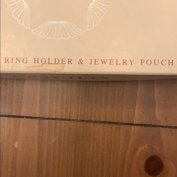 Ring Holder & Jewelry Pouch - Picture 2 of 7